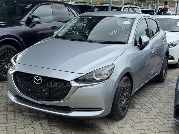 Mazda 2 2020 Silver