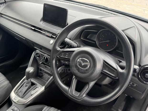 Mazda 2 2020 Silver