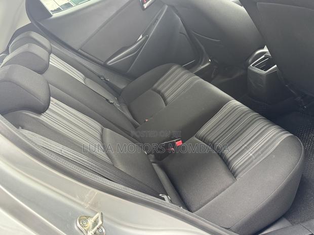 Mazda 2 2020 Silver
