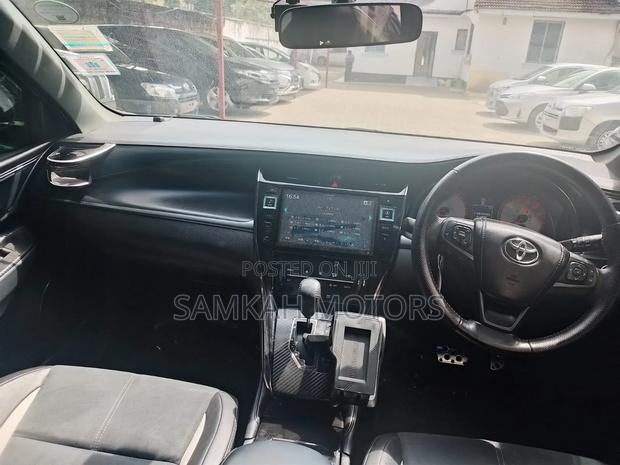 Toyota Harrier 2017 Black