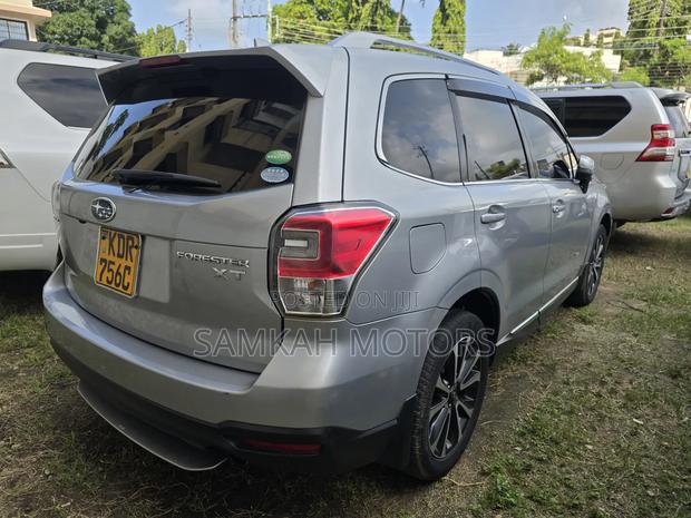 Subaru Forester 2017 Silver