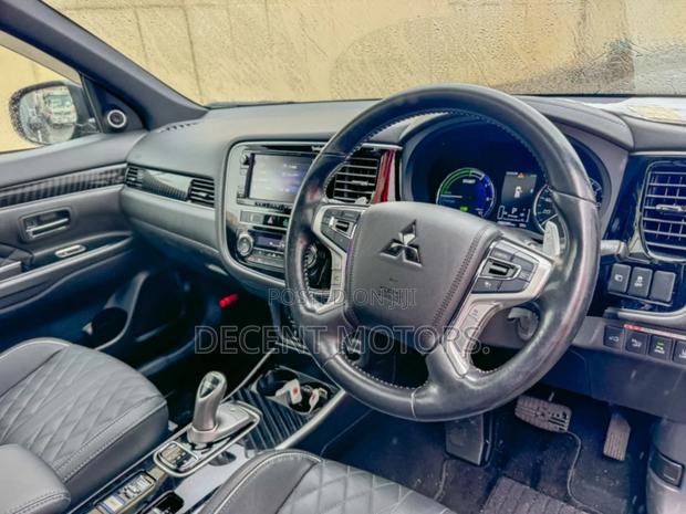 Mitsubishi Outlander 2018 Black