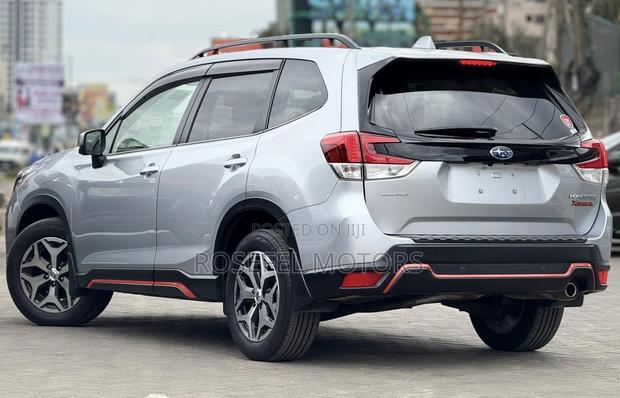 Subaru Forester 2018 Silver