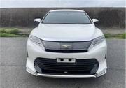Toyota Harrier 2019 White for sale