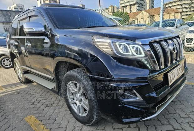 Toyota Land Cruiser Prado 2013 Black