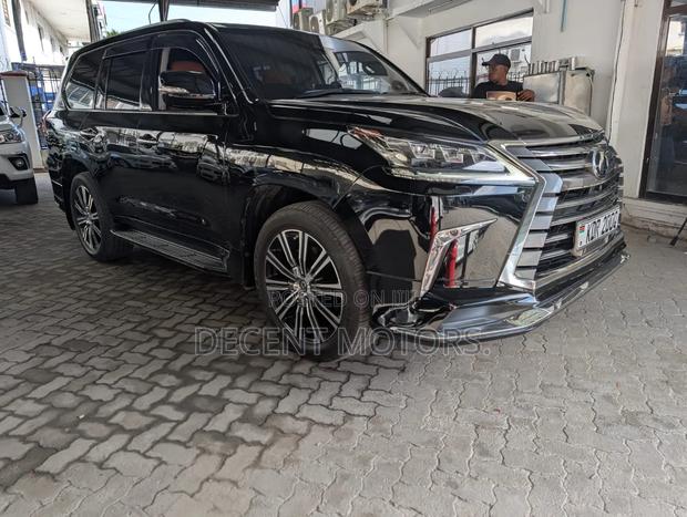 Lexus LX 570 AWD 2016 Black