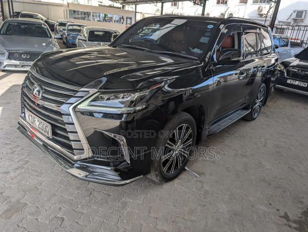 Lexus LX 570 AWD 2016 Black