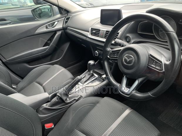Mazda Axela 2018 Blue