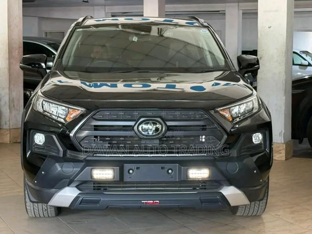 Toyota RAV4 Adventure 2019 Black