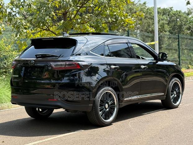 Toyota Harrier 2018 Black