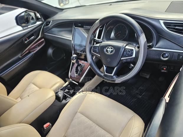 Toyota Harrier 2015 White