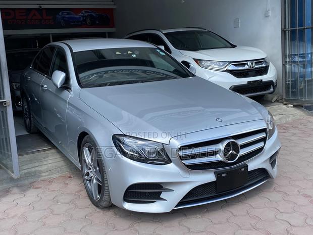Mercedes-Benz E200 2018 Silver