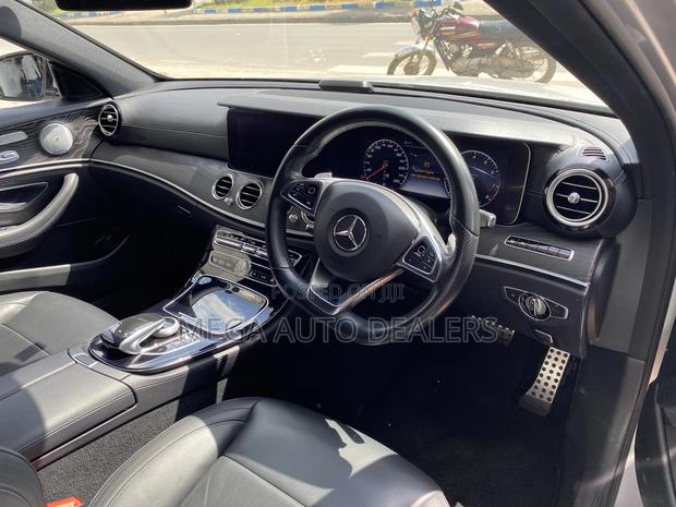 Mercedes-Benz E200 2018 Silver