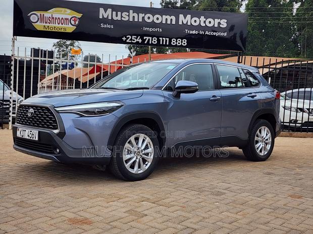 Toyota Corolla Cross 1.8 Petrol AWD 2022 Blue