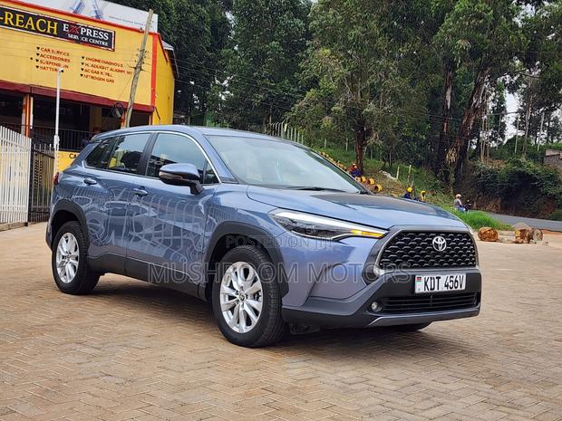 Toyota Corolla Cross 1.8 Petrol AWD 2022 Blue