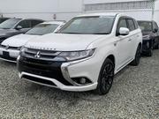 Mitsubishi Outlander 2.0 PHEV AWD 2018 White for sale