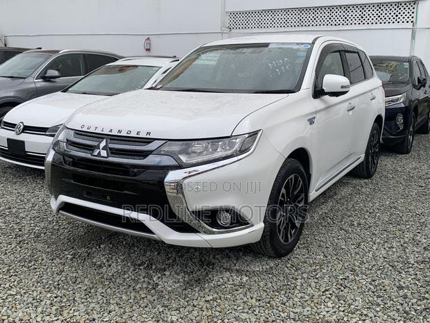 Mitsubishi Outlander 2.0 PHEV AWD 2018 White