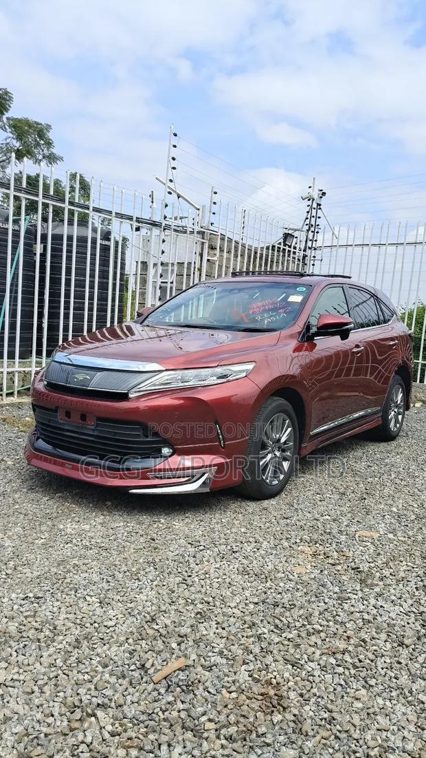 Toyota Harrier 2.0 2019 Red