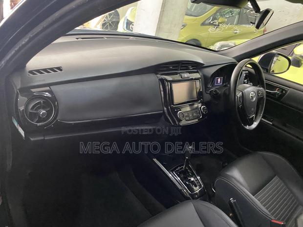 Toyota Corolla Fielder 2018 Blue