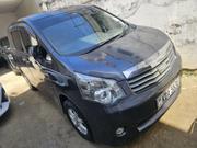 Toyota Noah 2014 Gray for sale