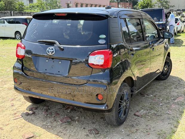 Toyota Passo 1.0 FWD 2019 Black