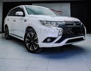 Mitsubishi Outlander 2.0 PHEV AWD 2019 White for sale