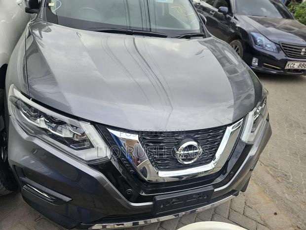 Nissan X-Trail 2019 Gray