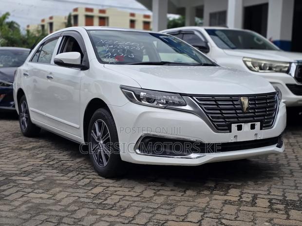 Toyota Premio 1.5 FWD 2019 White