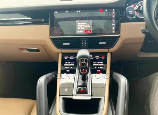Porsche Cayenne Base AWD 2019 Blue