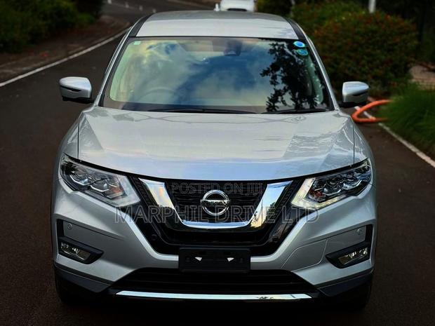 Nissan X-Trail 2.0 Petrol FWD 2018 Silver
