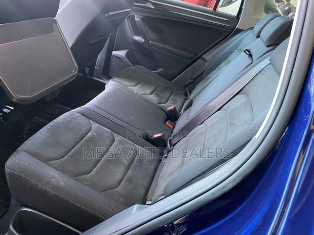 Volkswagen Tiguan 2018 Blue