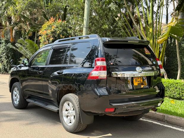 Toyota Land Cruiser Prado 2013 Black