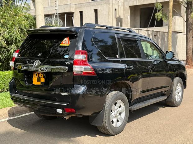Toyota Land Cruiser Prado 2013 Black
