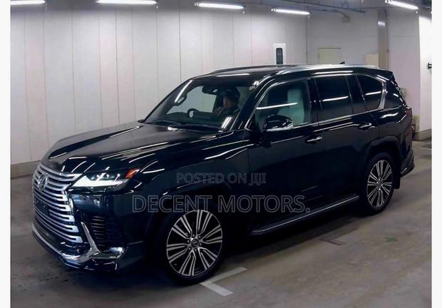 Lexus LX 2022 Black