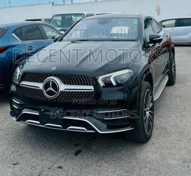Mercedes-Benz GLE-Class GLE 400d 4MATIC 2022 Black