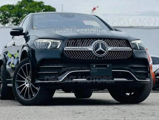 Mercedes-Benz GLE-Class GLE 400d 4MATIC 2022 Black