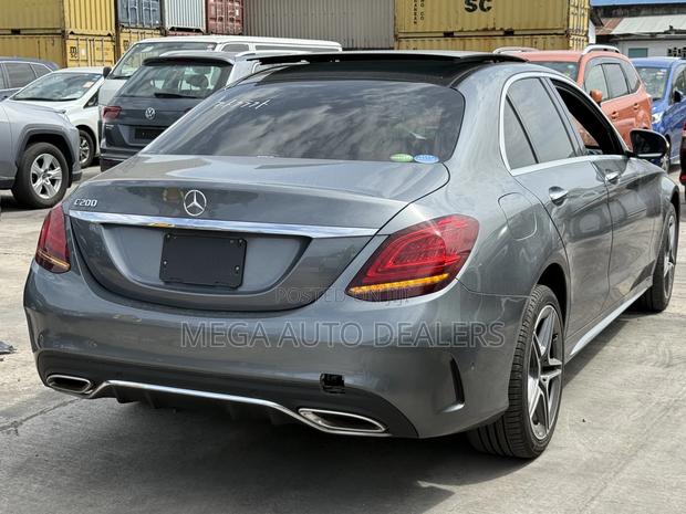 Mercedes-Benz C200 2019 Gray