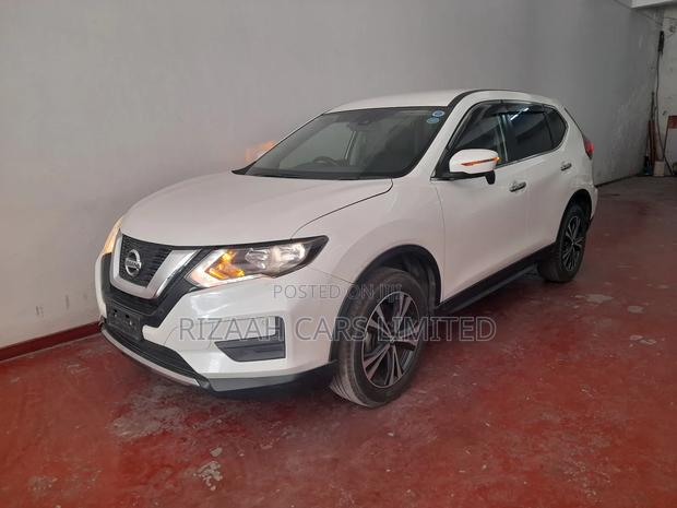 Nissan X-Trail 2.0 Petrol AWD 2018 White