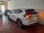 Nissan X-Trail 2.0 Petrol AWD 2018 White for sale