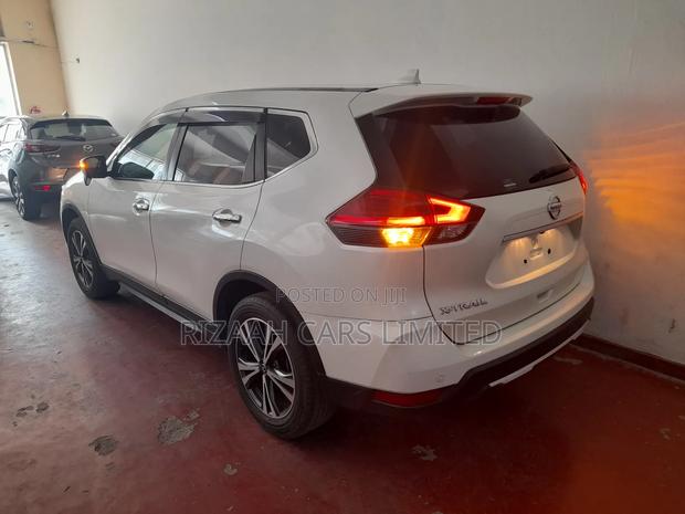 Nissan X-Trail 2.0 Petrol AWD 2018 White