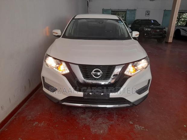 Nissan X-Trail 2.0 Petrol AWD 2018 White
