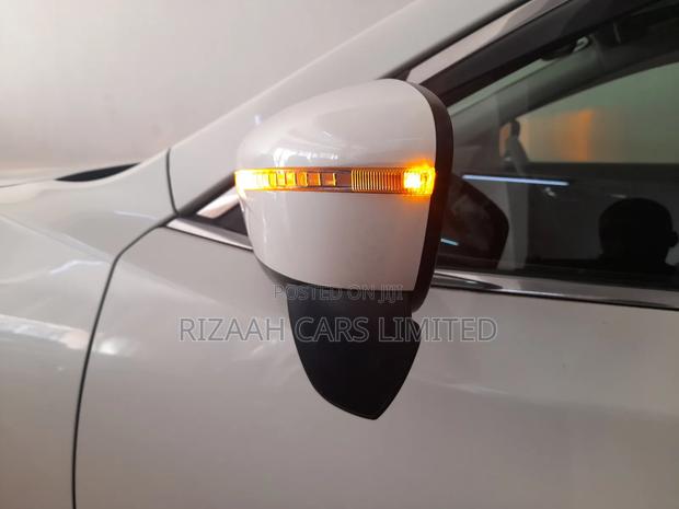 Nissan X-Trail 2.0 Petrol AWD 2018 White