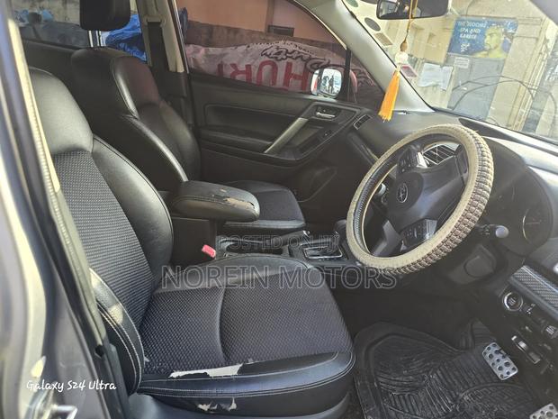 Subaru Forester 2015 Gray