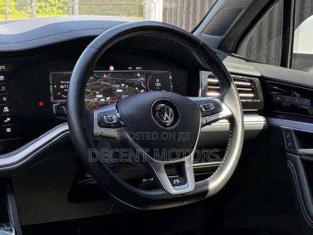 Volkswagen Touareg 2020 White