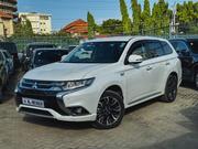 Mitsubishi Outlander PHEV 2018 Pearl for sale