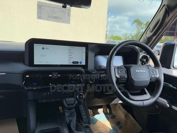 Toyota Land Cruiser Prado 2.8 2024 Gray