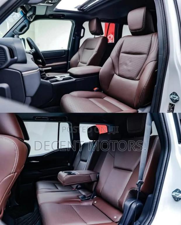 Toyota Land Cruiser Prado 2.8 2024 White