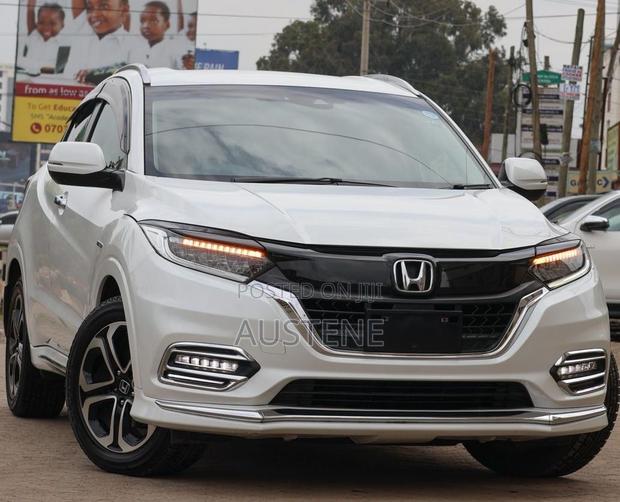 Honda Vezel 1.5 Hybrid 2WD 2018 White