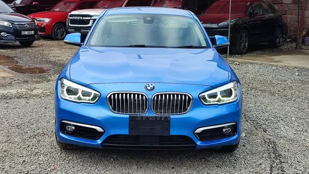 BMW 118i 2018 Blue