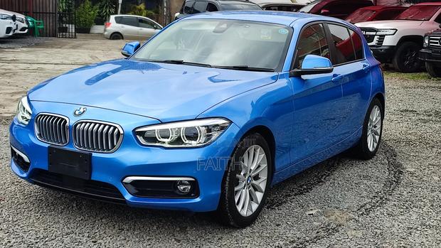 BMW 118i 2018 Blue